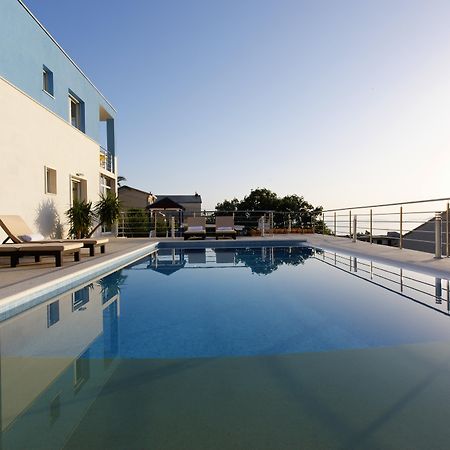Villa Mermaid Your Croatian Haven With Luxury Pool And Scenic Views Podstrana Zewnętrze zdjęcie