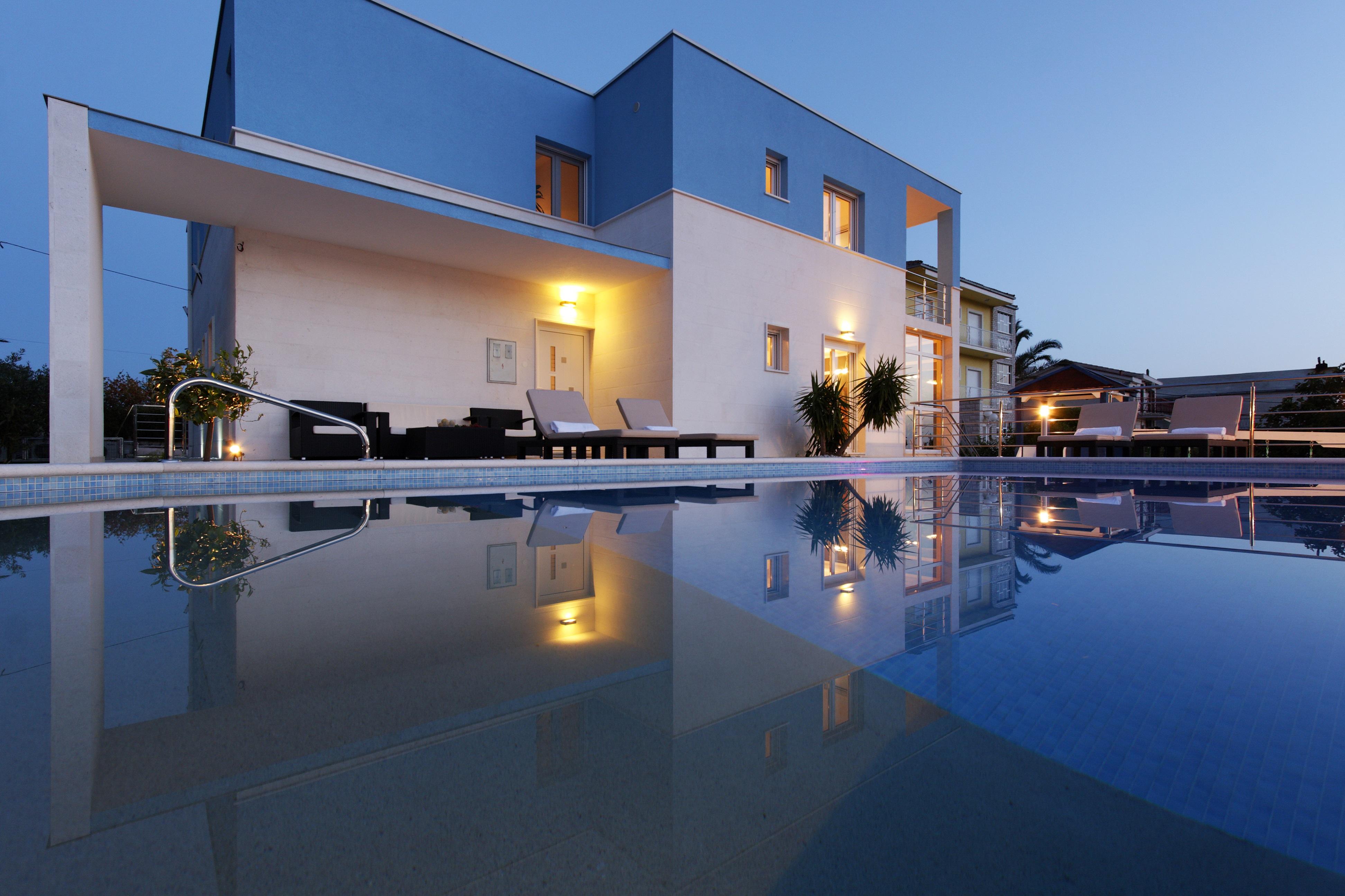 Villa Mermaid Your Croatian Haven With Luxury Pool And Scenic Views Podstrana Zewnętrze zdjęcie