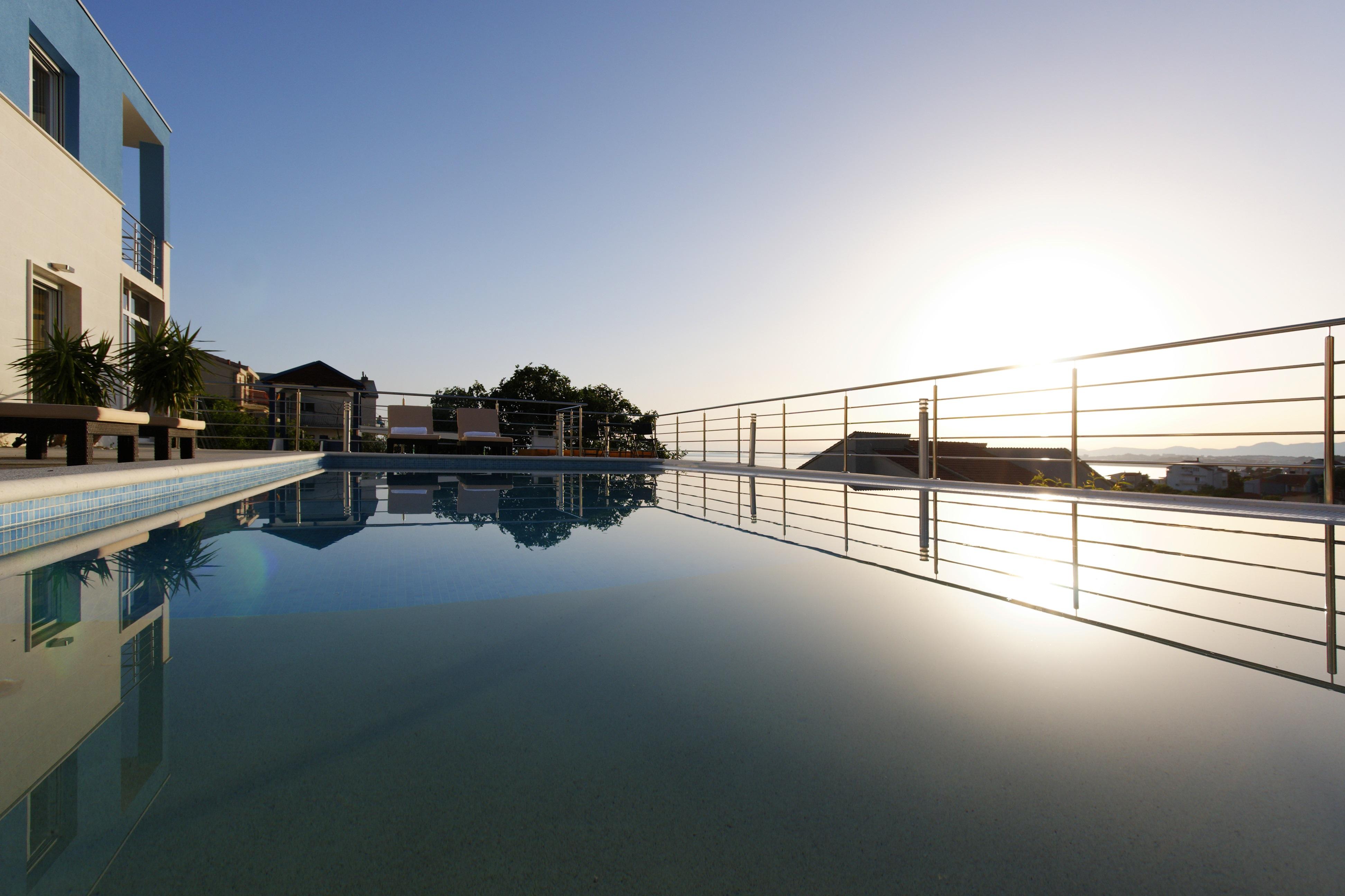 Villa Mermaid Your Croatian Haven With Luxury Pool And Scenic Views Podstrana Zewnętrze zdjęcie
