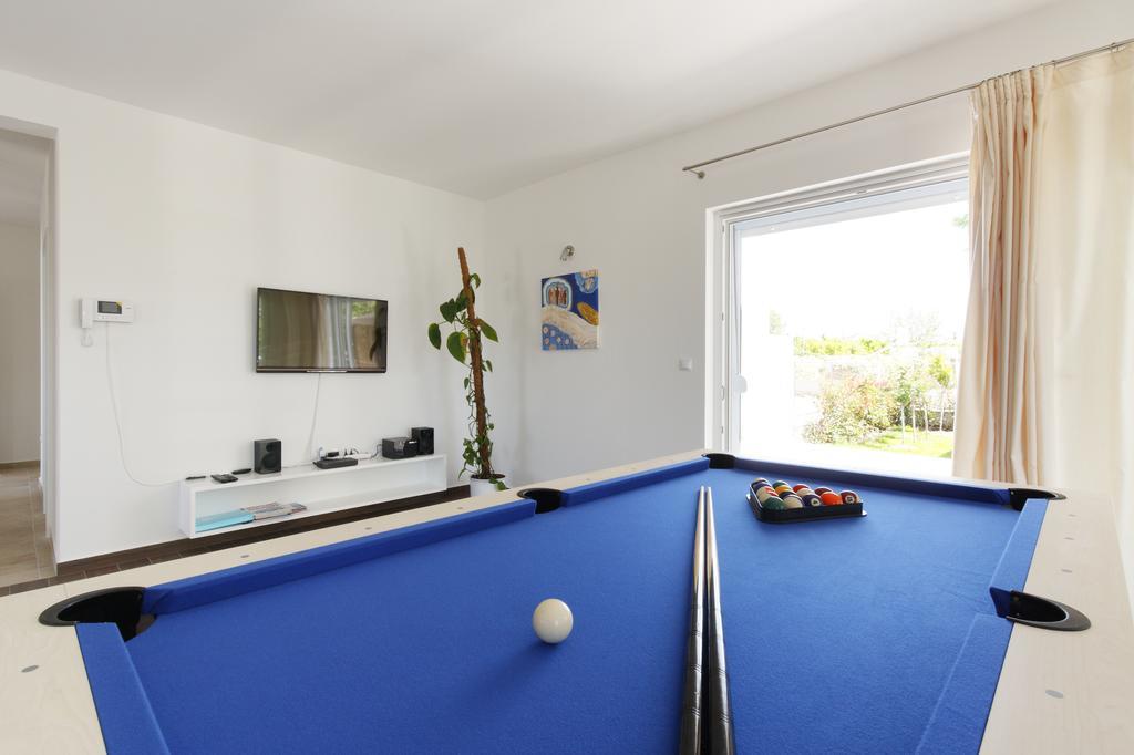 Villa Mermaid Your Croatian Haven With Luxury Pool And Scenic Views Podstrana Pokój zdjęcie